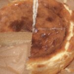 バスク風チーズケーキと紅茶